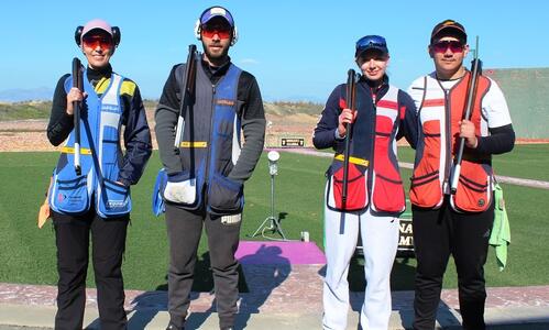 Χρυσό και χάλκινο μετάλλιο  στο «Skeet Mixed Team» thumb