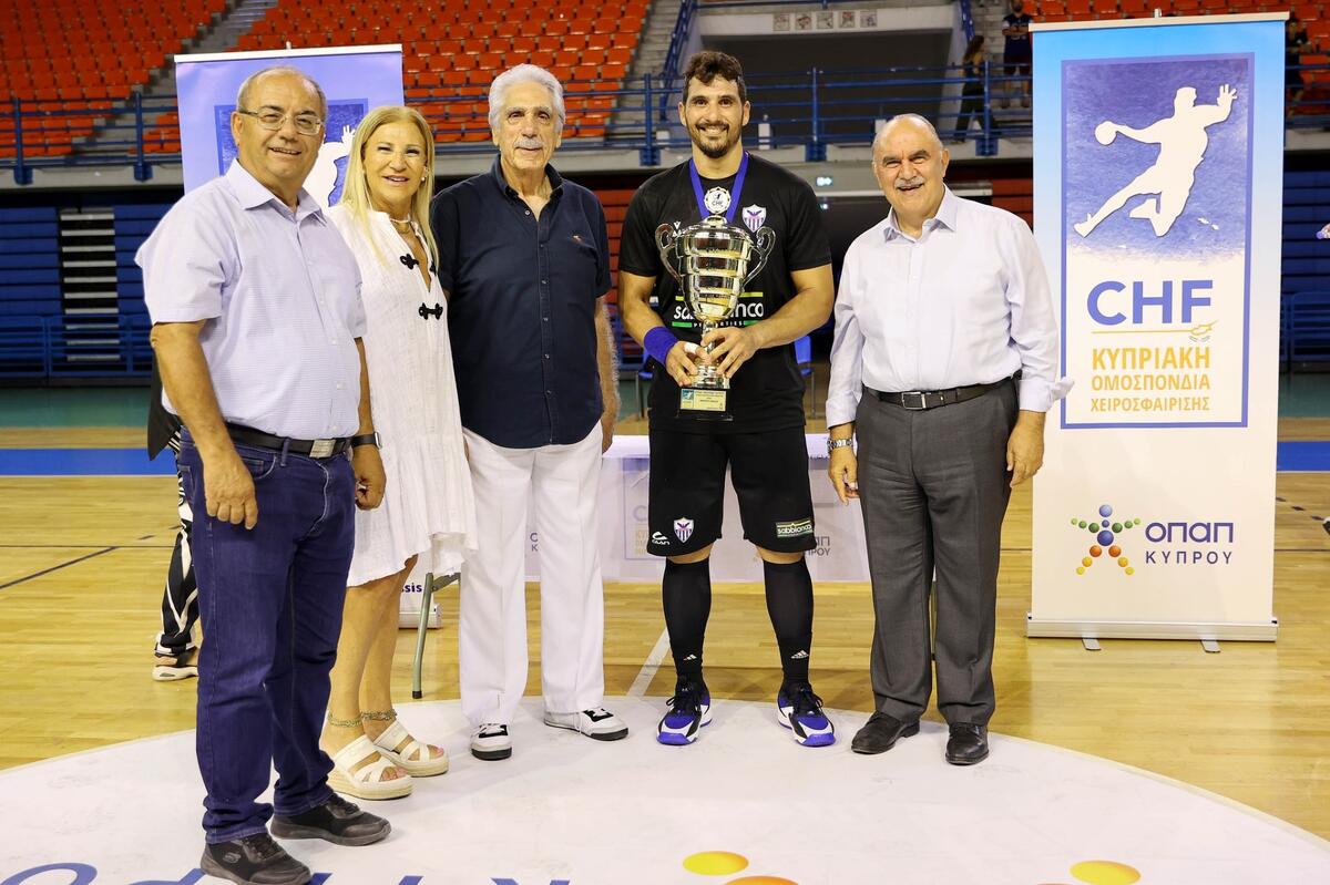 Στο Σούπερ Καπ του Χάντμπολ η ηγεσία του ΚΟΑ thumb