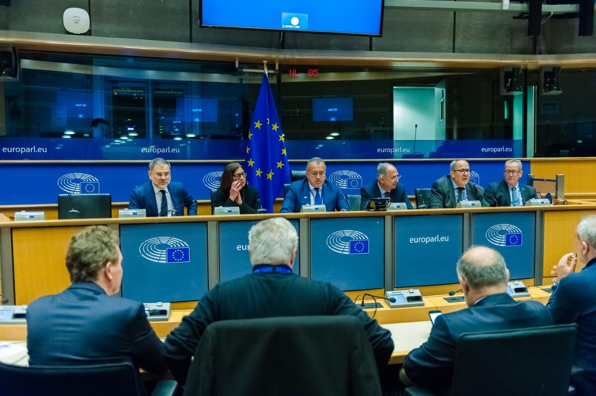 Η εκδήλωση του Μιχάλη Χατζηπαντέλα και το ντοκιμαντέρ για το κυπριακό ποδόσφαιρο και τα 50 χρόνια προσφυγιάς thumb
