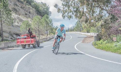 Τα αδέλφια Zakarin οδηγούν το Cyprus Gran Fondo 2023 thumb