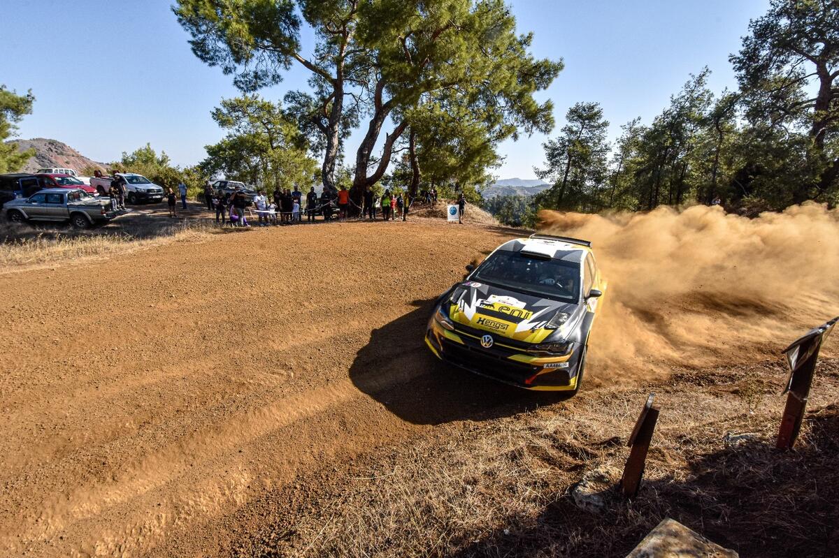 Δυναμικά μπήκαν Al-Attiyah, Γαλαταριώτης και Al-Rawahi στο 50ο Ράλλυ Κύπρος thumb