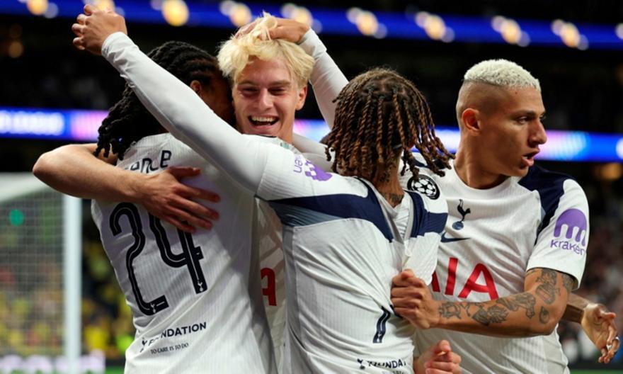 Premier League: Δεύτερη η Τότεναμ με «διπλό» στο Έλαντ Ρόουντ thumb