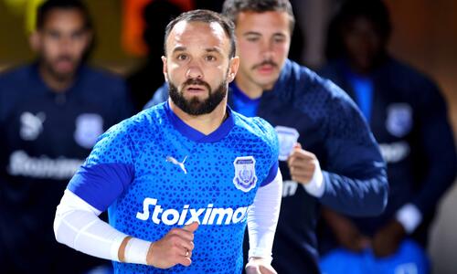 Τα πανηγύρια στα αποδυτήρια του Απόλλωνα - Μήνυμα από Βαλμπουενά  thumb