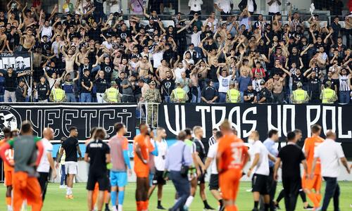 Η χειρονομία από τον πάγκο της Νέφτσι... που έφερε την ένταση thumb