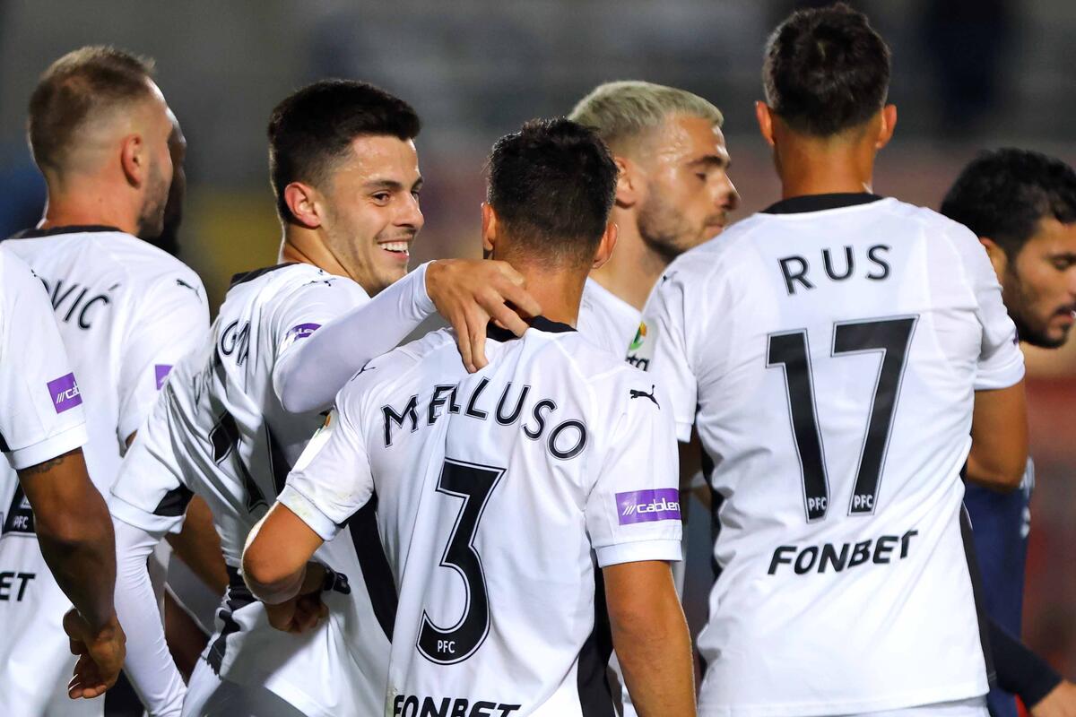 Πάφος - ΑΕΖ 4-0: Ψεκάστε, σκουπίστε,τελειώσατε! thumb