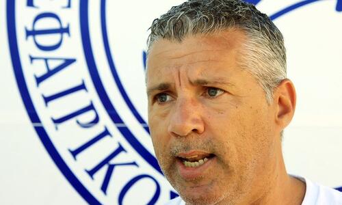 «Ο ΒΑΡίστας του ΑΠΟΕΛ-Δόξα, να πάει σπίτι του»! thumb