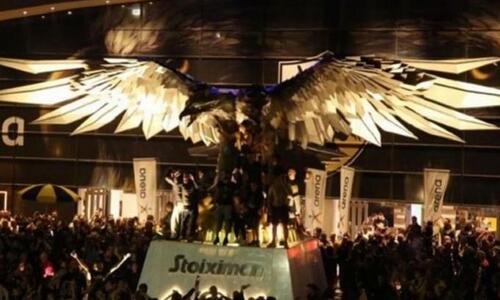 Βίντεο: Ολονύκτιο πάρτι τίτλου στη Νεά Φιλαδέλφεια thumb