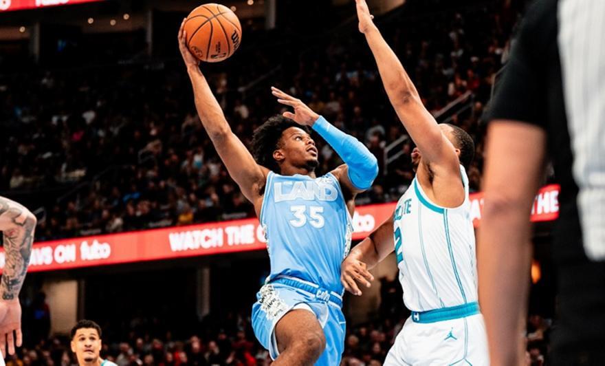 NBA: Στο 15-0 οι Καβαλίερς, άλωσαν την Οκλαχόμα οι Μάβερικς thumb