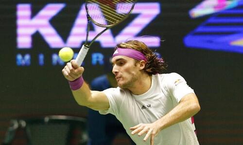 Στους «16» του τουρνουά της Βιέννης ο Τσιτσιπάς  thumb