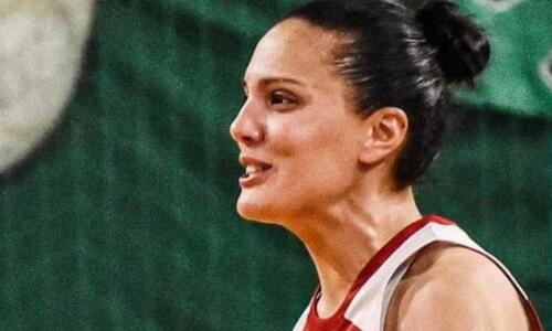Η Βαμβακά ζήτησε «συγγνώμη» από τον Παπαπέτρου και τον Ολυμπιακό (pic) thumb