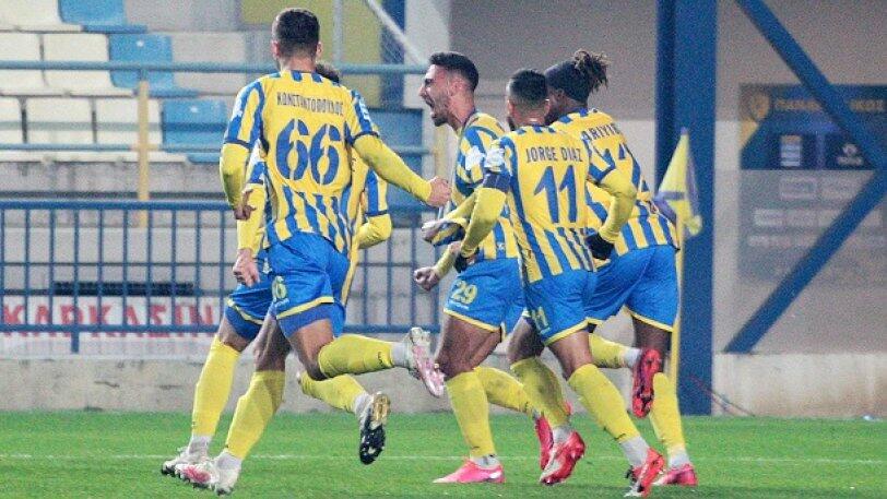 «Έσπασε το ρόδι» ο Παναιτωλικός, 2-1 την ΑΕΛ thumb