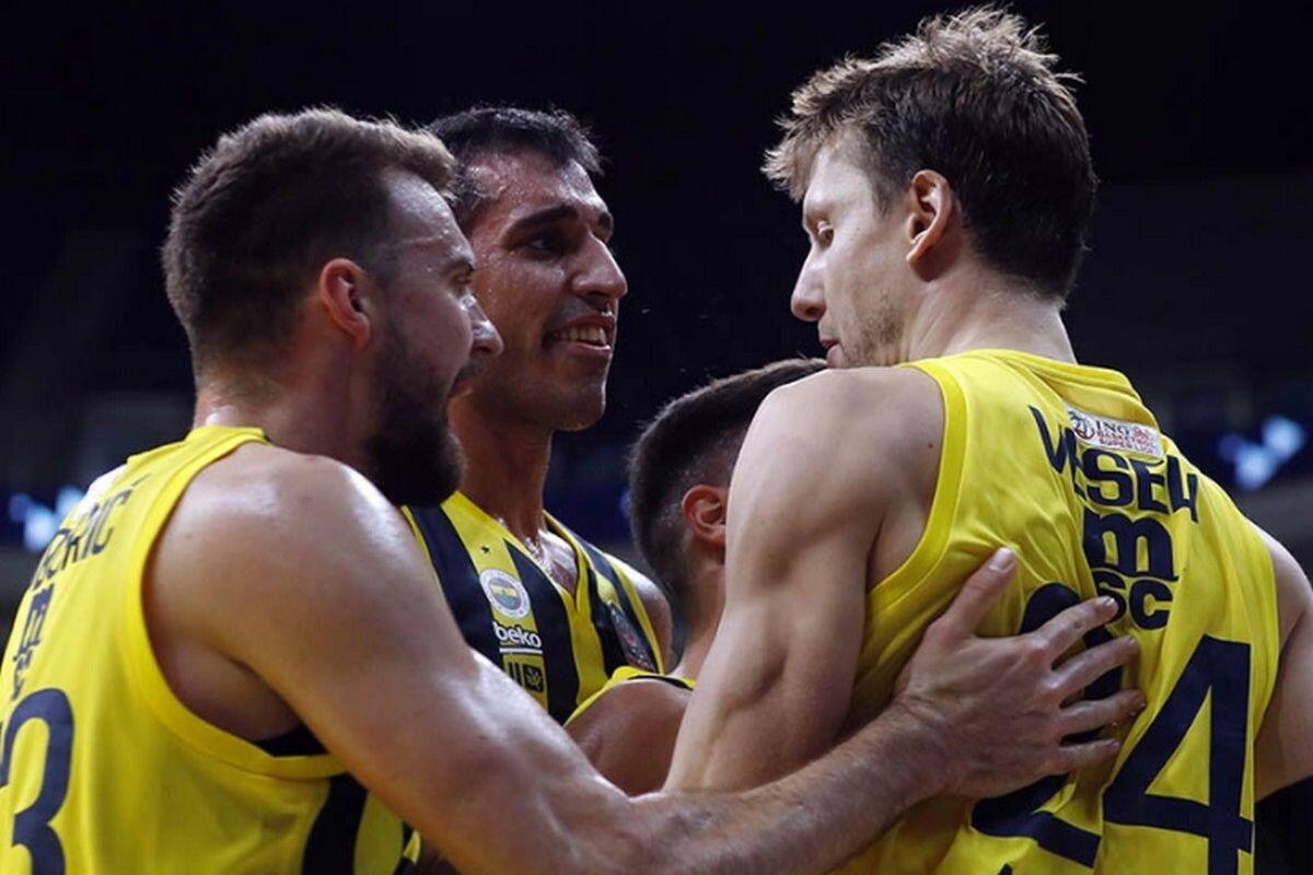 ΤΣΣΚΑ - Φενέρμπαχτσε 82-91: Eπέλαση στη Μόσχα thumb