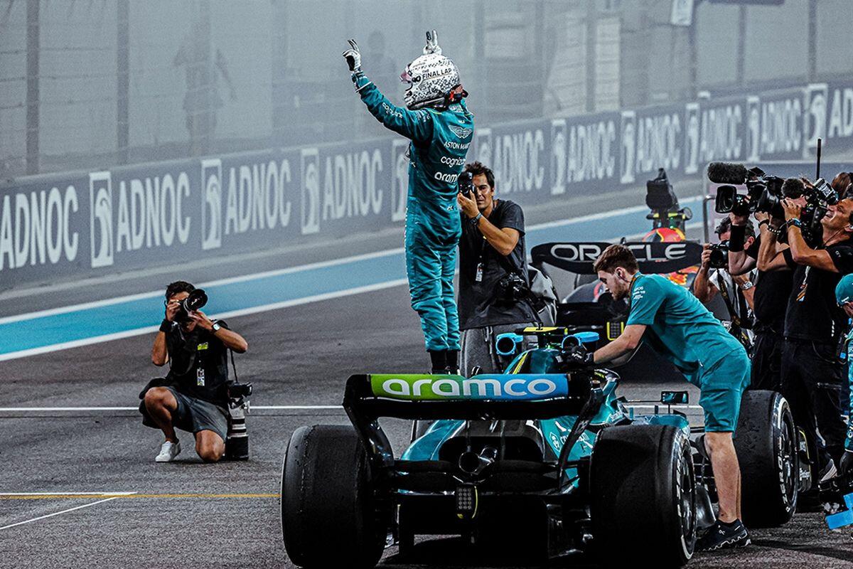 Η Formula 1 υποκλίθηκε στον Σεμπάστιαν Φέτελ thumb