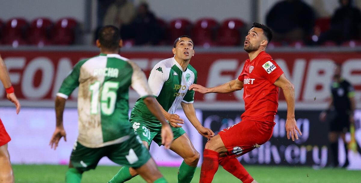 Νέα Σαλαμίνα-ΑΕΖ 1-1: Ήρθαν από τον πάγκο και το μοίρασαν! thumb