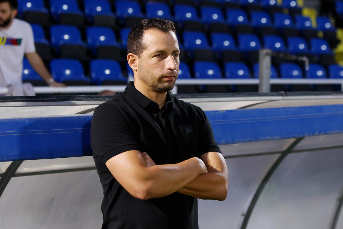 «Πολύ περήφανος για τους ποδοσφαιριστές μου» thumb