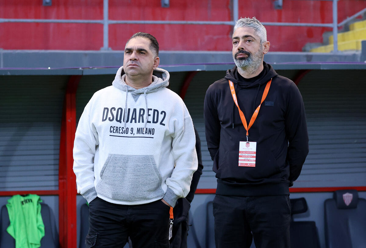 «Με ενόχλησε η απολογία του Αυγουστή... -  Το γήπεδο το άφησαν  για αγκινάρες και πατάτες» thumb