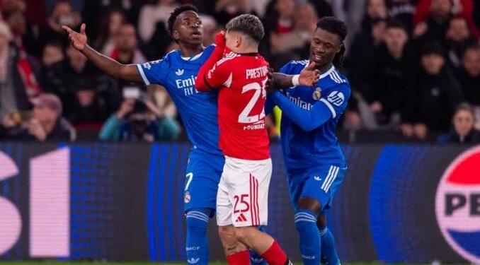 UEFA: «Ξεκινά η διαδικασία εξέτασης του περιστατικού στο Μπενφίκα-Ρεάλ» thumb