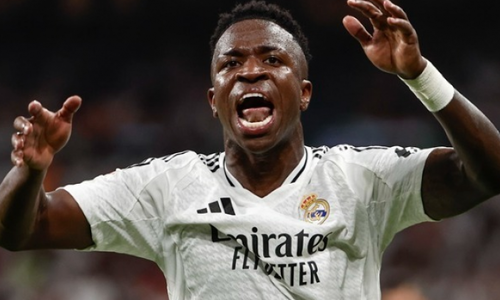Βαριά καμπάνα στον οπαδό που επιτέθηκε διαδικτυακά στον Βινίσιους thumb