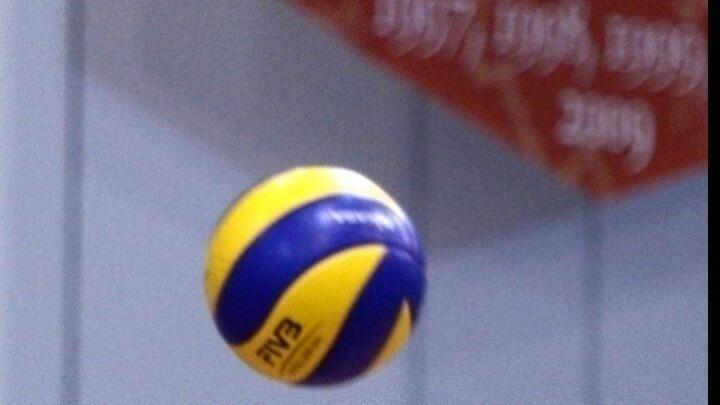 CEV Cup: Δυσκόλεψε η πρόκριση για Φοίνκα Σύρου και Ολυμπιακό thumb