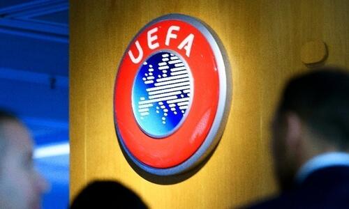 Απαγόρευσε τις διαφημιστικές πινακίδες σε χρώματα ουράνιου τόξου thumb