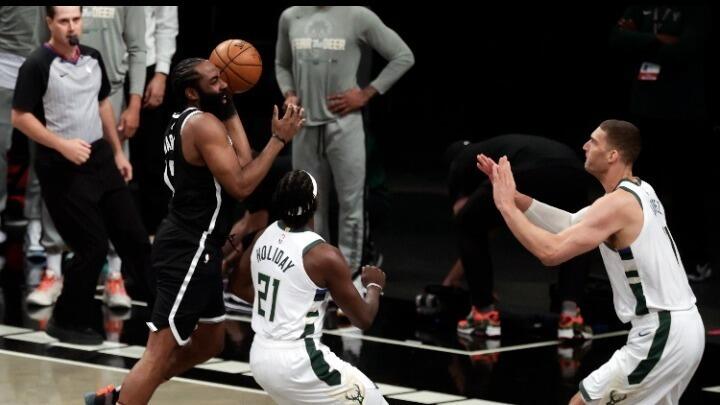 Εκτός και από το Game 3 με τους Μπακς ο Χάρντεν  thumb