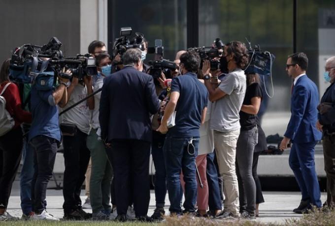 Ποινή φυλάκισης επειδή αποκάλυπτε αμοιβές και συμφωνίες! thumb