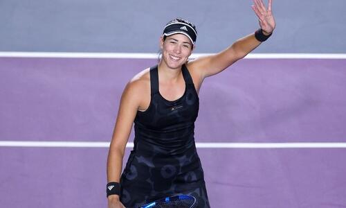Πρώτη φιναλίστ του τελικού των WTA Finals η Μουγκουρούθα thumb