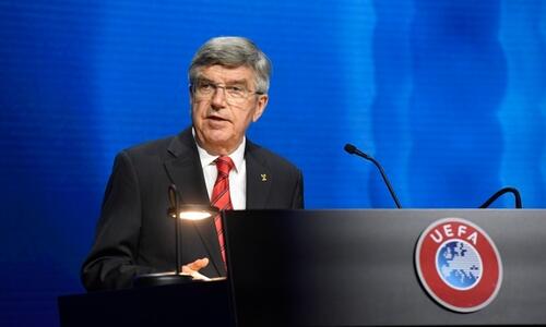 ΔΟΕ: Βάζει «φρένο» στη FIFA για το διετές Μουντιάλ  thumb