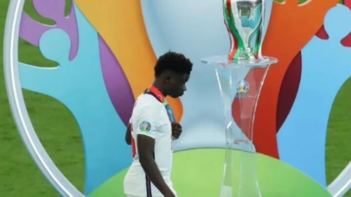 FIFA: Μέτρα για τις διαδικτυακές «επιθέσεις» thumb