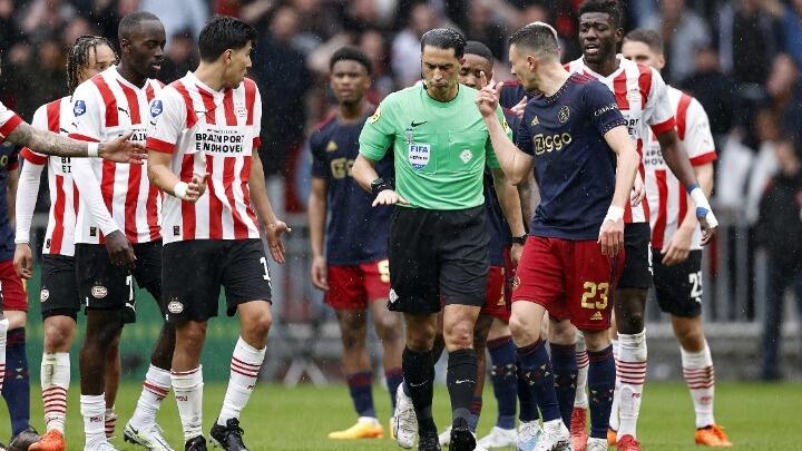 «Πάρτι» της PSV (3-0) με Άγιαξ thumb
