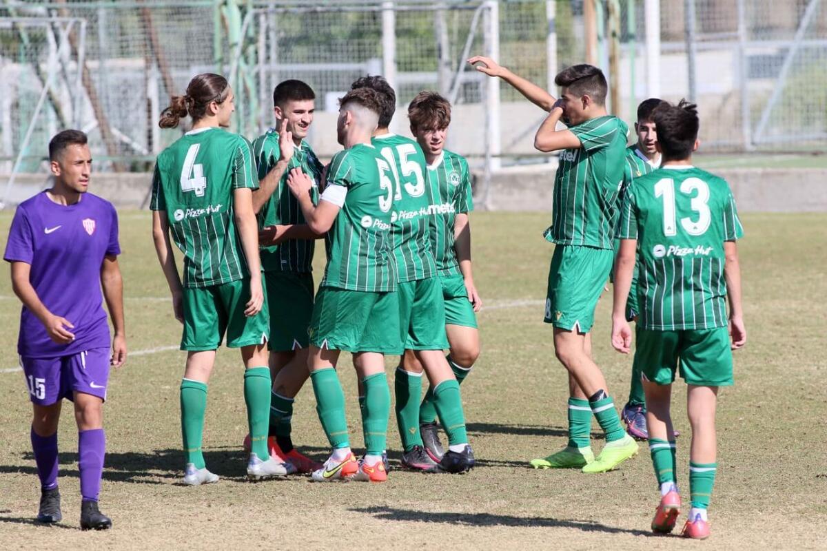 Ευχές Ομόνοιας σε ποδοσφαιριστή της Ανόρθωσης thumb