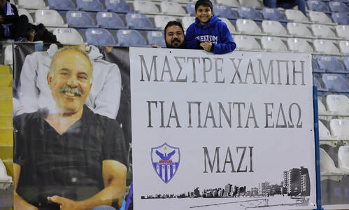 Άφησαν λουλούδια για τον Χαμπή... (ΦΩΤΟΣ) thumb