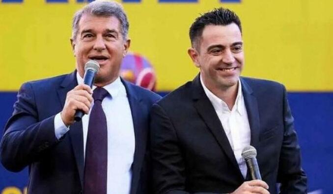 Ο Τσάβι μένει αλλά ποιοι… φεύγουν από την Μπαρσελόνα; thumb