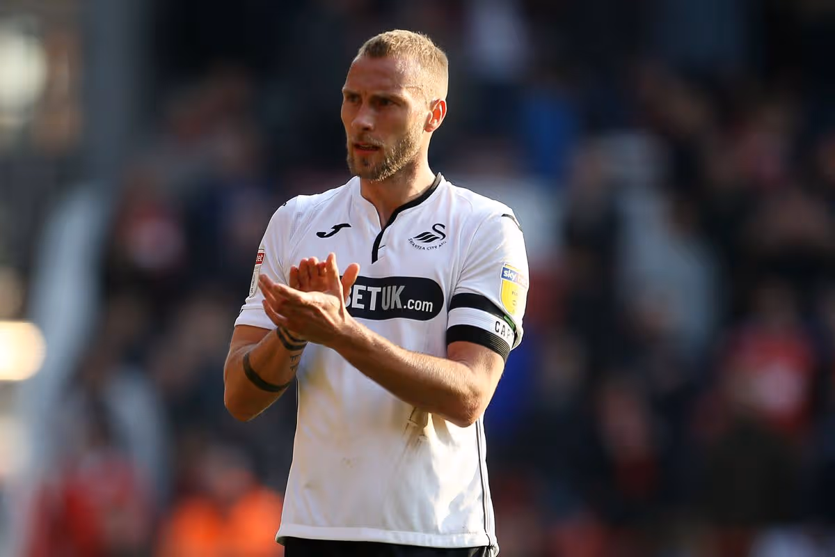 ΑΕΚ: Καταρχήν συμφωνία με Μάικ Φαν Ντερ Χορν! image