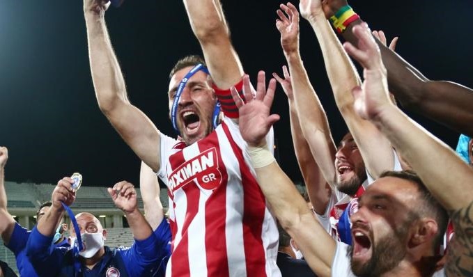 Το συγκινητικό αντίο του Τοροσίδη: «Πατέρα ποτέ δε σε ξέχασα...» (vid) thumb