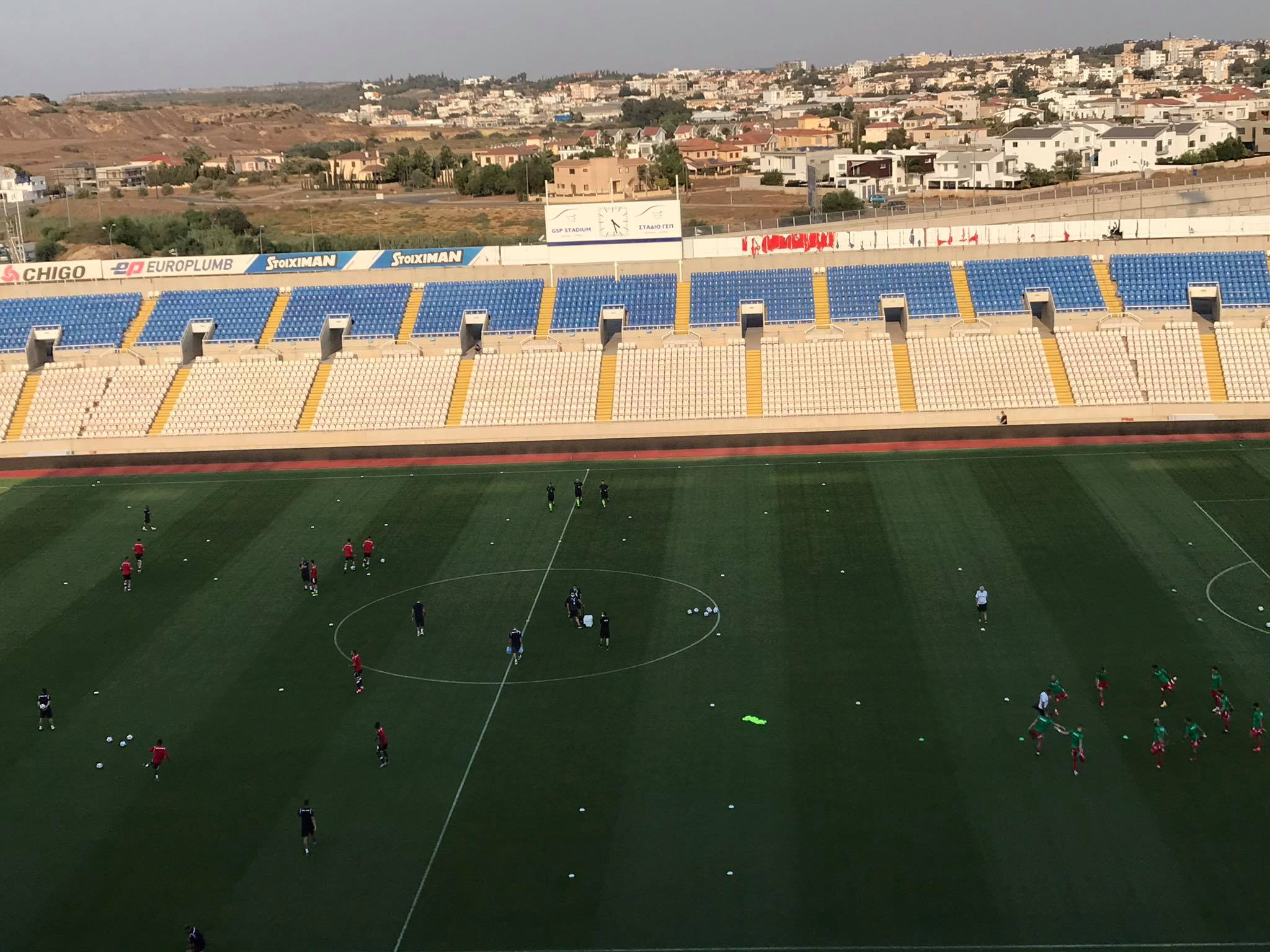 Με ένα λεπτό διαφορά (pics) thumb