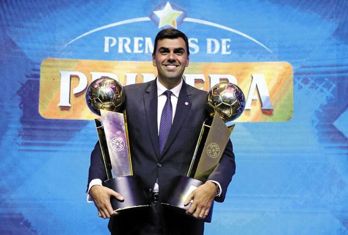 Ισόβιος αποκλεισμός από την FIFA για στημένα! thumb