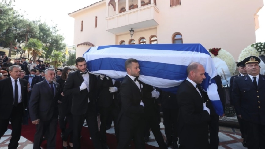 Πλήθος κόσμου στο αντίο του σπουδαίου Ολυμπιονίκη thumb