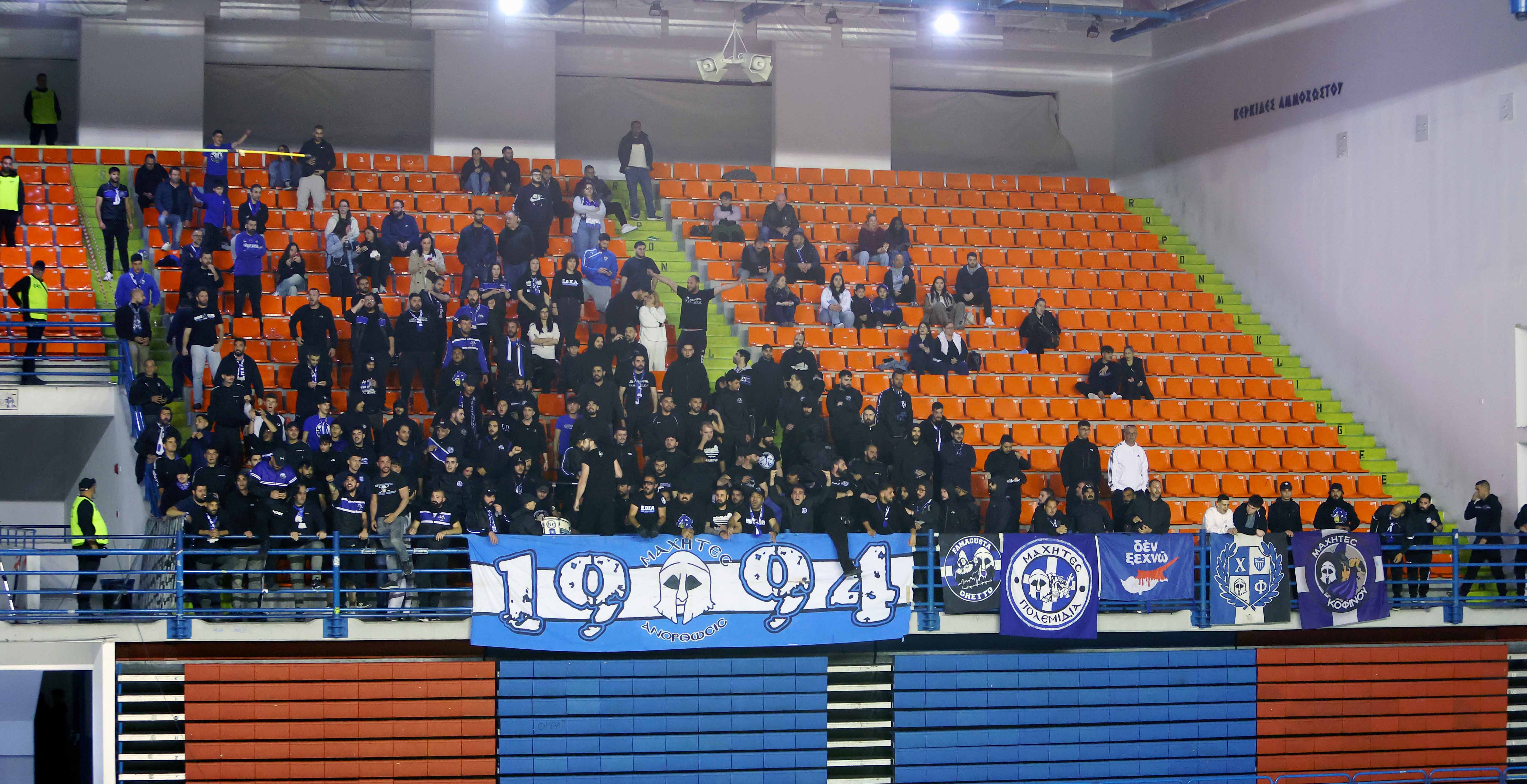 Ανόρθωση / Sold out σε τρία λεπτά! thumb