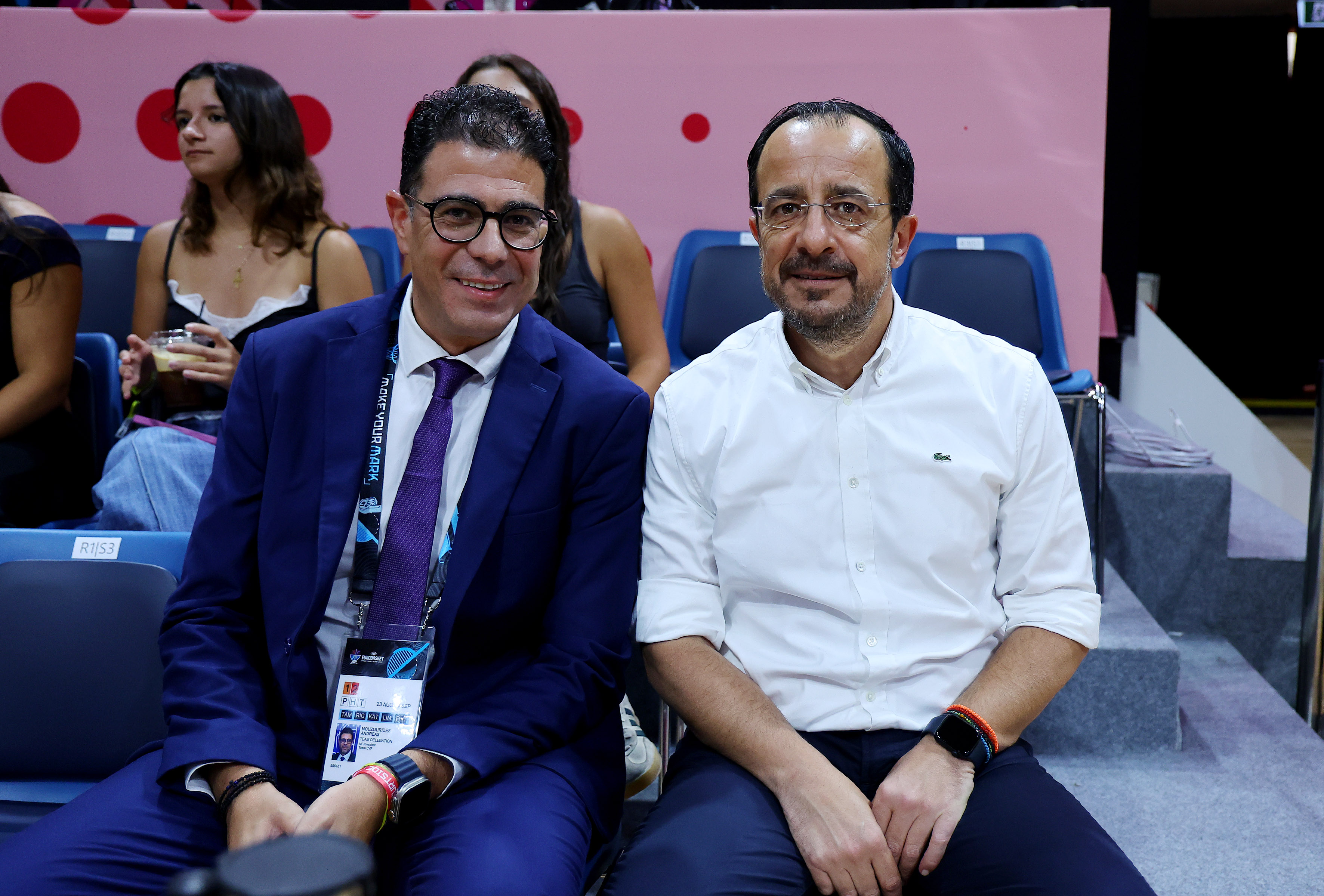 Χριστοδουλίδης: «Όλη η Κύπρος στο πλευρό της Εθνικής μας» thumb